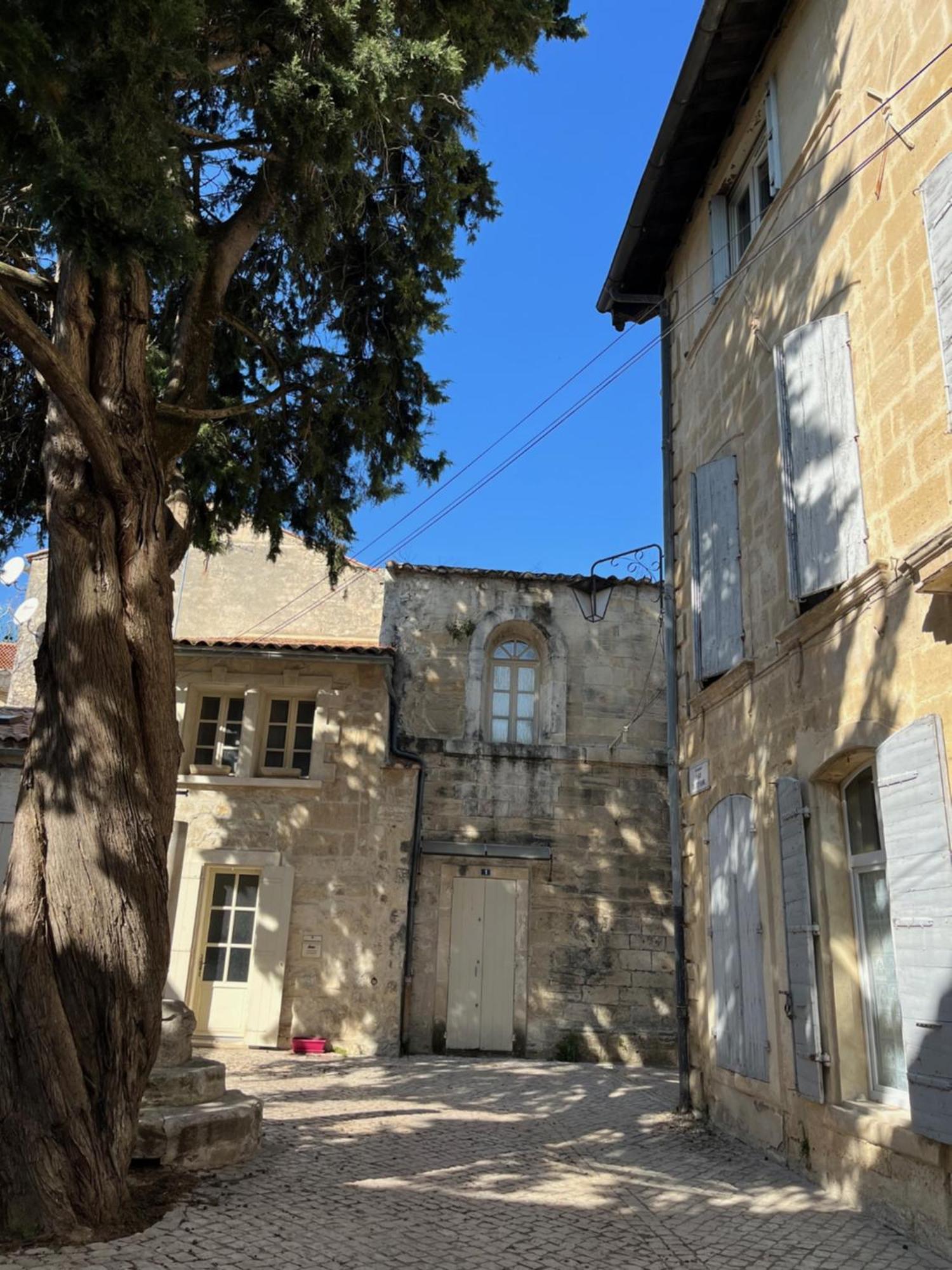 تاراسكون La Maison De Fabienne المظهر الخارجي الصورة